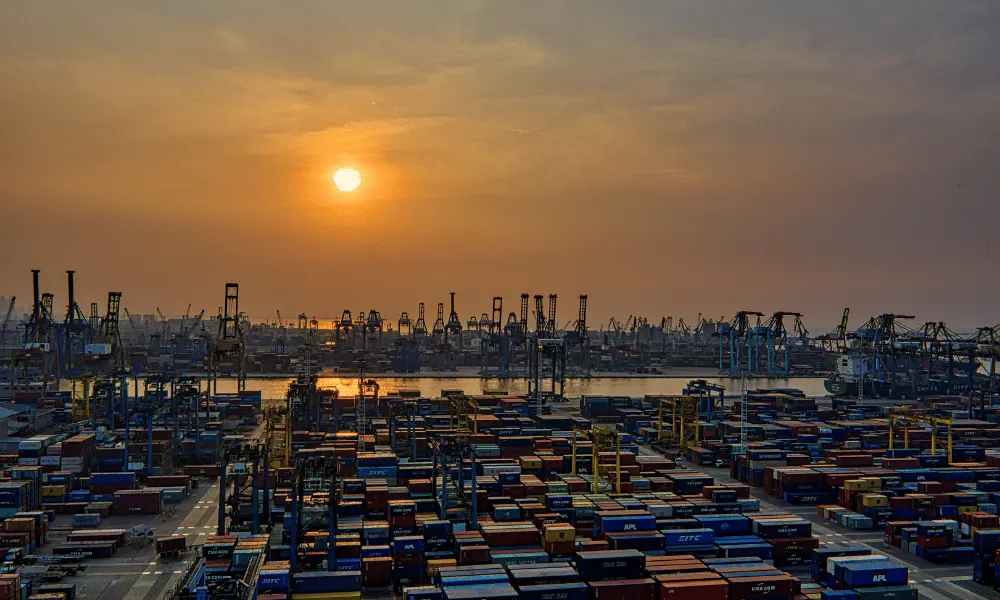 How to Choose the Right Logistics Solutions for Your Operations